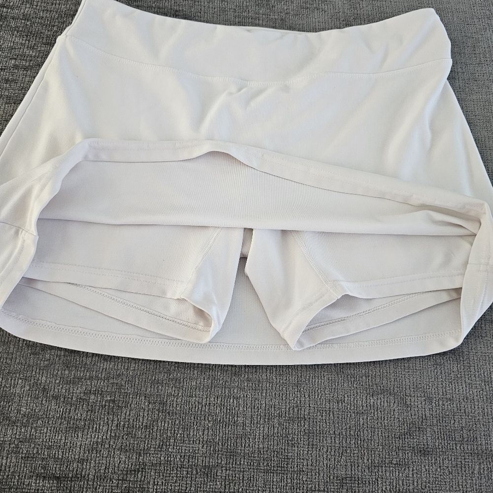 Nike Women's White Mini Skort - Picture 3 of 5